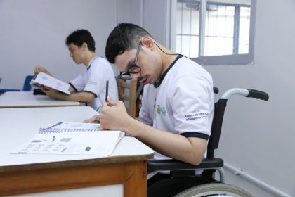 Seduc estabeleceu esta segunda (12) e a terça-feira (13) como prazo para transferência ou novas matrículas de alunos com deficiência (Foto: Divulgação/Seduc-AM)