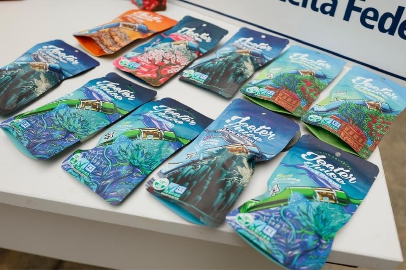 A carga de vaporizadores com óleo de maconha tinha como destino final a cidade de Boa Vista (RR) (Foto: Divulgação/PCAM)