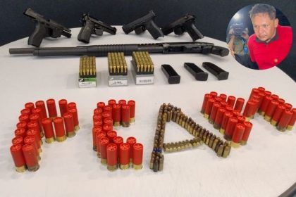Jeanderson dos Anjos Nogueira, 44 anos, conhecido como “Billy do Compaj”, foi preso com arsenal de armas (Foto: Divulgação/PCAM)