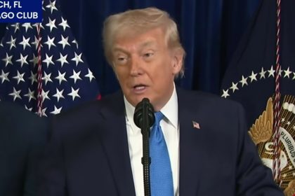 Donald Trump terá que usar outros meios para impor tarifas comerciais (Imagem: YouTube/Reprodução)