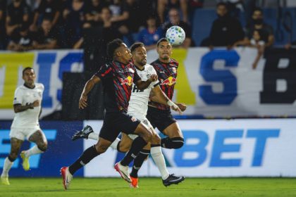 Atlético-MG tropeçou fora de casa e ainda não venceu no Brasileirão (Foto: Pedro Souza/Atlético-MG)