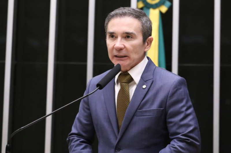 Deputado Duda Ramos alega que projeto reconhece ‘família multiespécie’ (Foto: Kayo Magalhães/Agência Câmara)