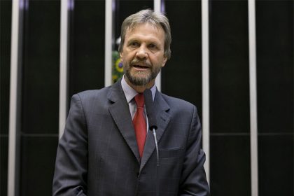 Deputado Pedro Uczai afirma que bancada do PT está disposta a votar PL Antifacção (Foto: Luiz Macedo/Agência Câmara)