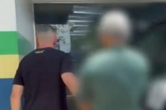 O suspeito, de 69 anos, foi preso pela Polícia Civil (Foto: Divulgação/PCAM)