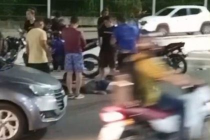 O acidente aconteceu na Avenida Rodrigo Otávio, no sentido bairro–Centro, na zona sul da cidade (Foto: WhatsApp/Reprodução)