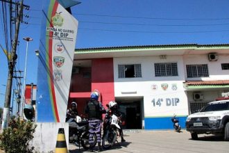 O suspeito de 33 anos foi conduzido ao 14º DIP (Distrito Integrado de Polícia) (Foto: WhatsApp/Reprodução)