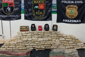 O entorpecente foi apreendido em operação da Base Fluvial Arpão 3 (Foto: Divulgação)