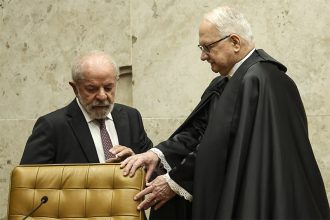 Presidente Lula e Edson Fachin na reabertura do STF: defesa da democracia e das instituições (Foto: Marcelo Camargo/Agência Brasil)