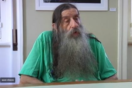 Nelsinho Rodrigues era jornalista, dramaturgo, diretor de tetro e roteirista (Imagem: Museu da Pelada/YouTube/Reprodução)