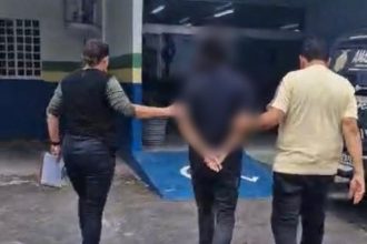 O homem de 22 anos foi preso enquanto trabalhava no Centro de Manaus (Foto: WhatsApp/Reprodução)