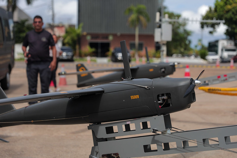 Aeronave é pilotada remotamente (Foto: Muro Neto/SECOM)