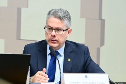 Alessandro Vieira diz que o STF protege poderosos (Foto: Geraldo Magela/Agência Senado)