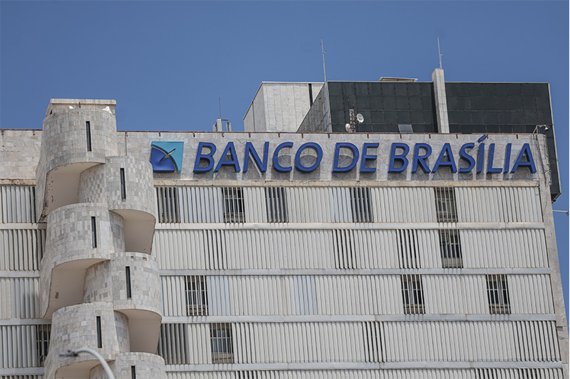 Banco de Brasília: Justiça proíbe governo do DF de socorrer a empresa com imóveis públicos (Foto: Joédson Alves/ABr)