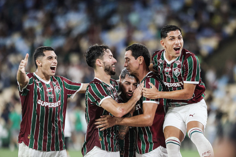 Jogadores do Fluminense na comemoração de gol que garantiu classificação à final do Carioca (Foto: Lucas Merçon/Fluminense F.C)
