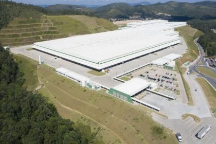Complexo de galpões da Marq alugado para a Shopee: maior negócio do setor no Brasil (Foto: Marq/Divulgação)