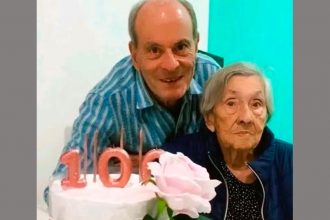 Ney Matogosso e a mãe dele, dona Beita