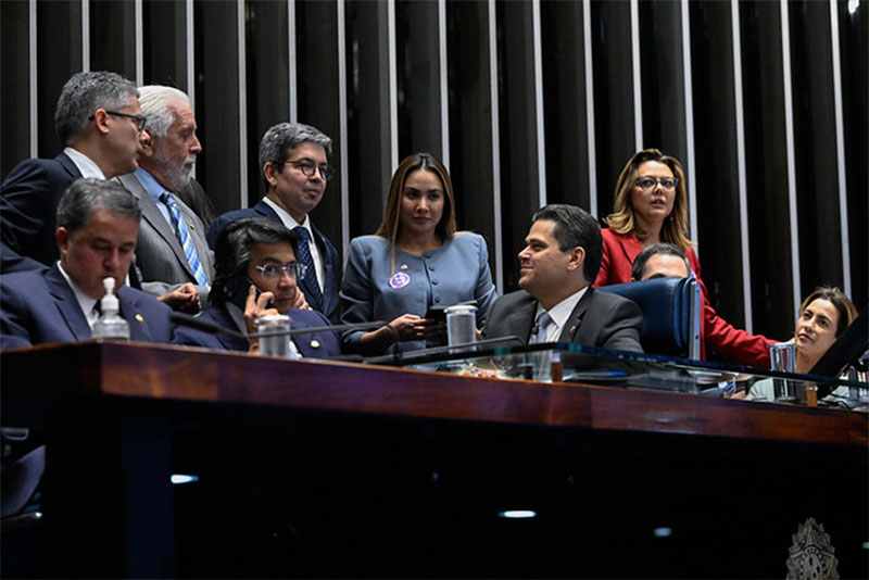 senadoras