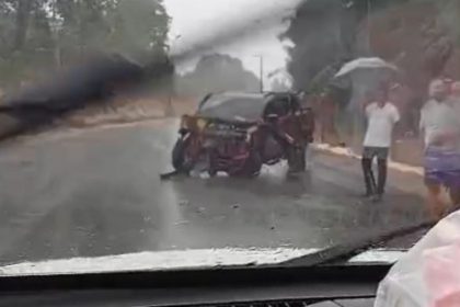 No veículo também estavam outros três vereadores do município, que não se feriram (Foto: WhatsApp/Reprodução)