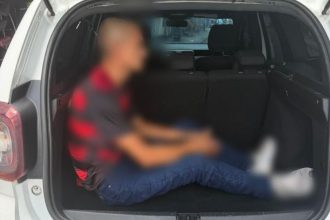 O suspeito foi conduzido à delegacia e ainda participará de audiência de custódia (Foto: Divulgação)