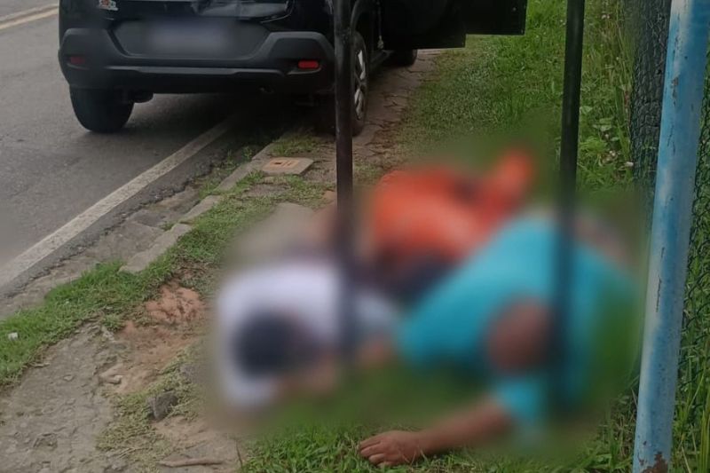 Os três suspeitos foram presos em flagrante pela Polícia Civil do Amazonas (Foto: Divulgação)