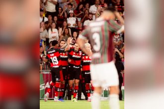 Pedro marcou os dois gols da vitória do Flamengo sobre o Fluminense (Foto: Adriano Fontes/Flamengo)