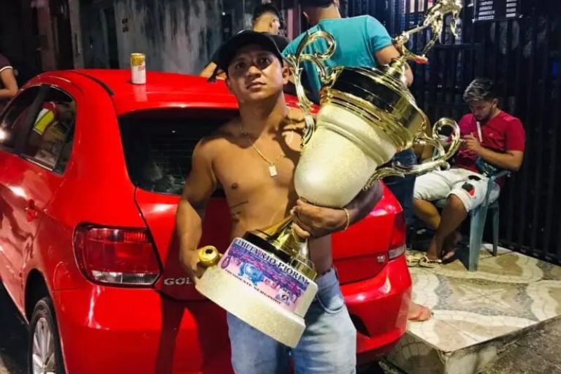 Fernando Mendes, conhecido como Nandinho do Rio Piorini, de 33 anos, foi baleado e não resistiu (Foto: WhatsApp/Reprodução)