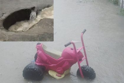 A criança brincava de velocípede em uma rua do bairro Jorge Teixeira, na zona leste (Foto: WhatsApp/Reprodução)