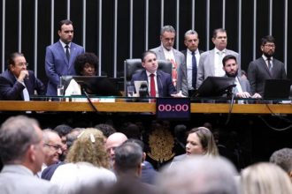 Presidente da Câmara, Hugo Motta, apoiou fim da escala 6x1 e plenário aprovou projeto (Foto: Kayo Magalhães/Agência Câmara)