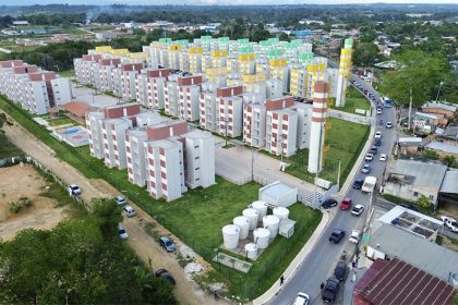 Residencial de moradia popular é financiado combrecurso da Caixa Econômica e Prefeitura de Manaus (Foto: João Viana/Semcom)