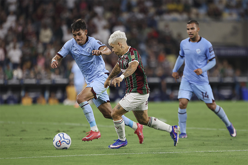 Soteldo em lance de jogo: decisivo para vitória do Fluminense (Foto: Lucas Merçon/Fluminense FC)
