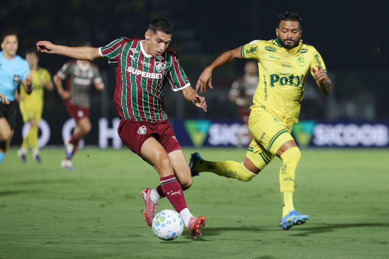Fluminense teve pênalti anulado pelo VAR em derrota para o Mirassol (Foto: Lucas Merçon/FFC)