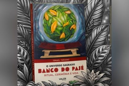 O universo sagrado Banco do Pajé: ritual, cerimônia e vida, de Ismael Tariano, é o primeiro da Coleção Mahsise (Imagem: Divulgação)