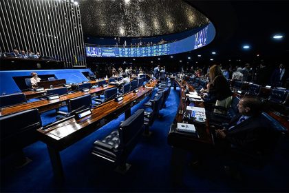 Plenário do Senado analisa nesta terça-feira projeto de lei que cria a Universidade Indígena (Foto: Carlos Moura/Agência Senado)