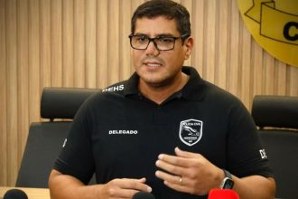 Ricardo Cunha, da Delegacia Especializada em Homicídios e Sequestros, deu detalhes sobre o caso (Foto: WhatsApp/reprodução)