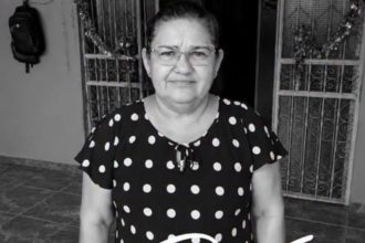 A enfermeira foi identificada como Ana Cláudia Leite Aguiar, de idade não informada (Foto: WhatsApp/Reprodução)