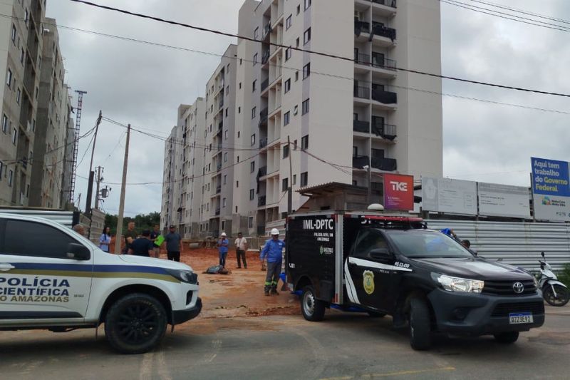 O corpo de Luciano Ferreira dos Santos, 32 anos, foi encaminhado ao IML para necropsia (Foto: WhatsApp/Reprodução)