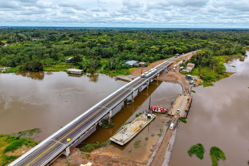 Ponte sobre o Rio Autaz Mirim, na BR-319 (Foto: Divulgação)