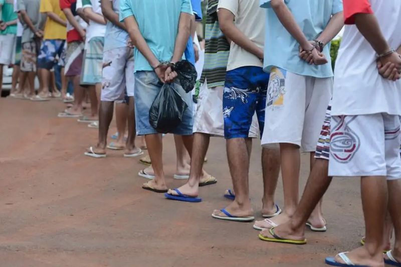 Os parlamentares analisam a admissibilidade da Proposta de Emenda à Constituição 32/15 (Foto:  Arquivo/Agência Brasil)