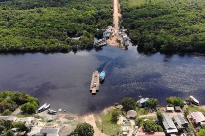 Construção da ponte sobre o rio Igapó-Açu, no quilômetro 268 da BR-319, no município de Borba (Foto: Divulgação/Ipaam)
