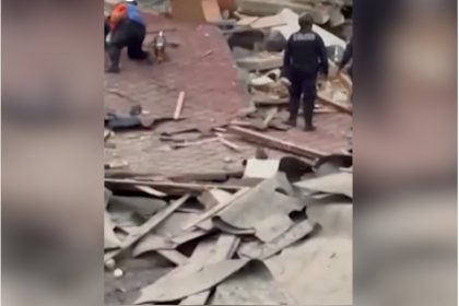 Prédiuos desabaram no bairro Altamira, em Caracas (Imagem: G1/YopuTube/Reprodução)