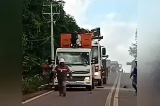 Acidente ocorreu durante manutenção da rede elétrica (Imagem: WhatsApp/Reprodução)