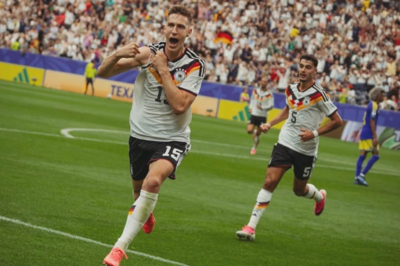 Nico Schlotterbeck comemora gol na goleada da Alemanha sobre Curaçau (Foto: Fifa World Cup Media/X)