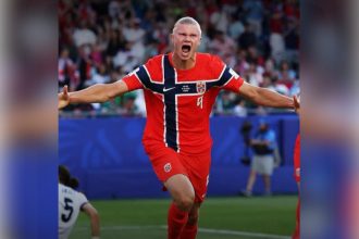 Haaland marcou dois gols na vitória da Noruega e é um dos artilheiros da Copa (Imagem: Fifa World Cup Media/Instagram)