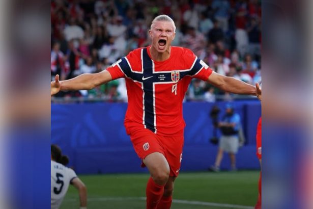 Haaland marcou dois gols na vitória da Noruega e é um dos artilheiros da Copa (Imagem: Fifa World Cup Media/Instagram)