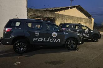 Agentes do Gaeco cumpriram mandado de prisão contra policial civil (Foto: Gaeco/MP-SP)