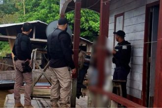 O suspeito foi preso pela Polícia Civil no município de Tapauá (a 449 km de Manaus) (Foto: WhatsApp/reprodução)