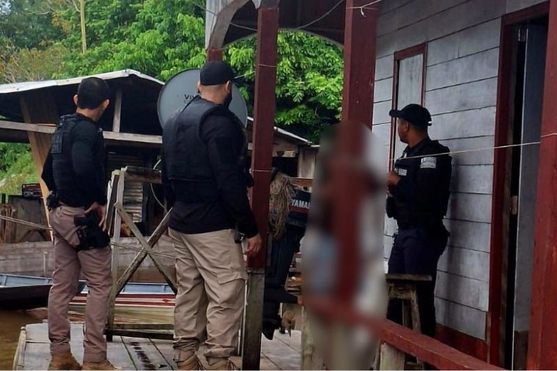 O suspeito foi preso pela Polícia Civil no município de Tapauá (a 449 km de Manaus) (Foto: WhatsApp/reprodução)