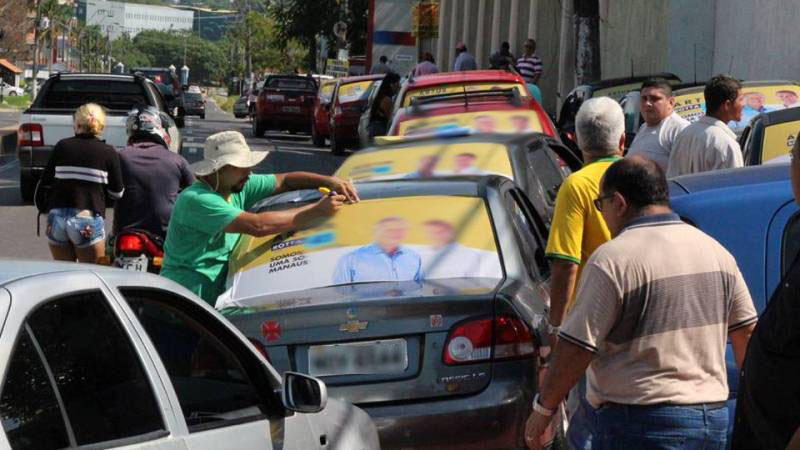 Adesivaço de carros em campanha eleiroral: TSE fixa limite de gasto para candidatos no Amazonas (Foto: AM ATUAL)
