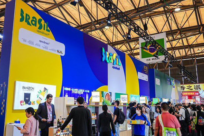 Estande do Brasil em feira de negócios em Xangai: mais exportações para a China (Foto: ApexBrasil/Divulgação)