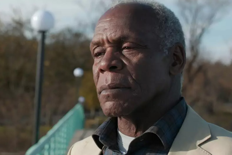 Ator Danny Glover revelou que se mantém na ativa mesmo enfrentando o Alzheimer (Foto: @dannyglover/Instagram)
